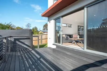 Modern Townhouse In The Bay 500M To Beach Hobart 0*,  Australien